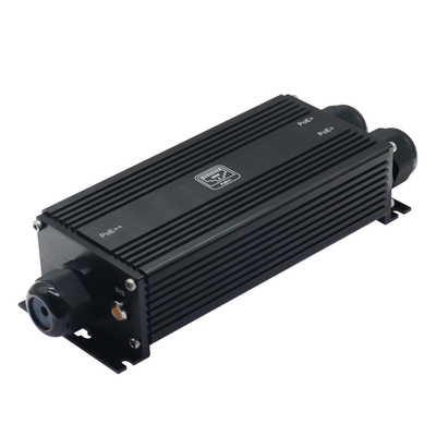 IP67 Extender PoE Gigabit industriale impermeabile (1 x Input 2 x Output)
